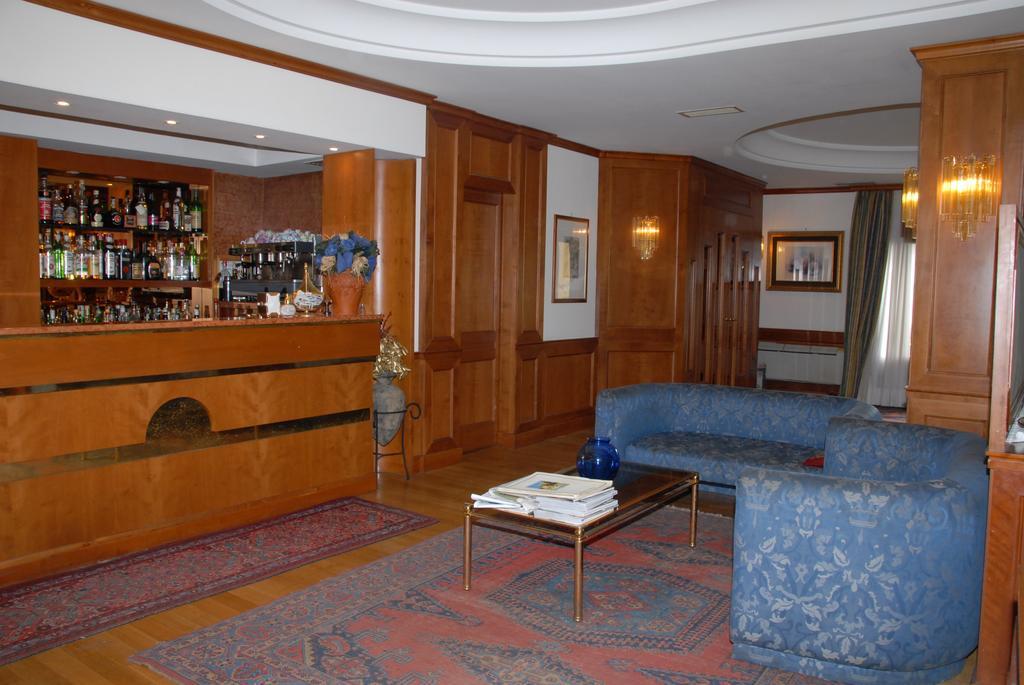 Hotel Benito Al Bosco Velletri Esterno foto