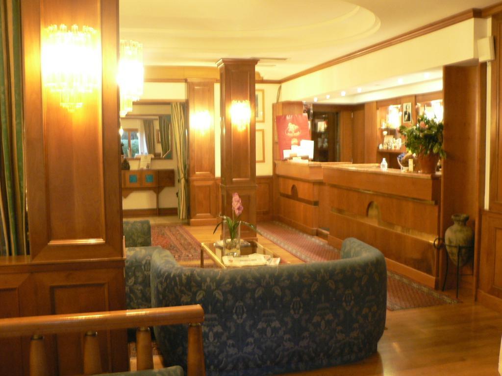 Hotel Benito Al Bosco Velletri Esterno foto